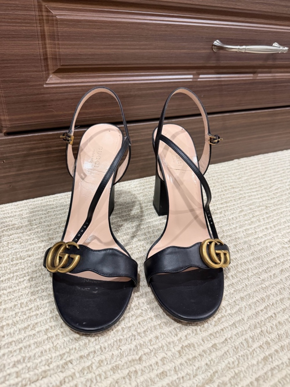 Gucci Black Leather Slingback Heels with Gold Double G